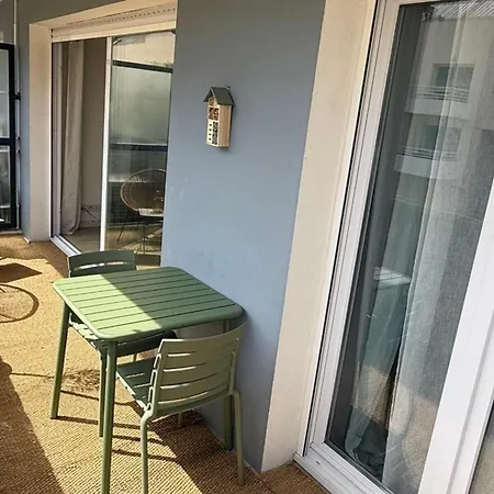 شقة With Terrace And Pool In لا روشيل